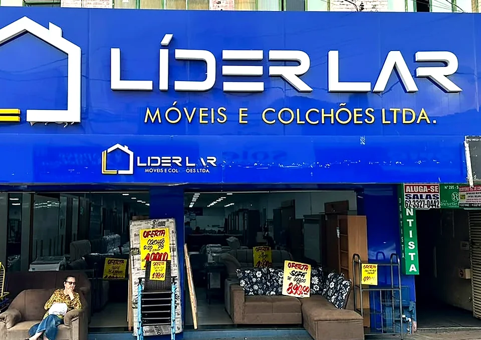 Fotografia original da fachada da Líder Lar